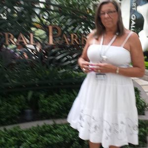 Meet your Posher, Beverly